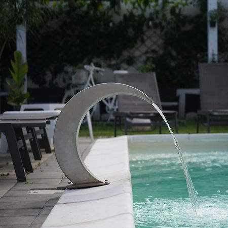 Villa Leonardo San Foca - Room, Pool & Restaurant المظهر الخارجي الصورة