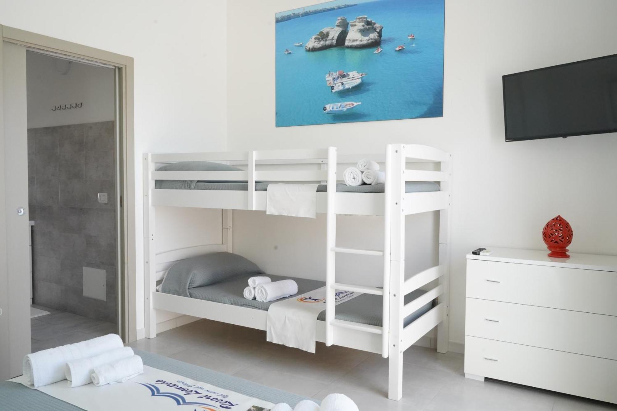Villa Leonardo San Foca - Room, Pool & Restaurant المظهر الخارجي الصورة