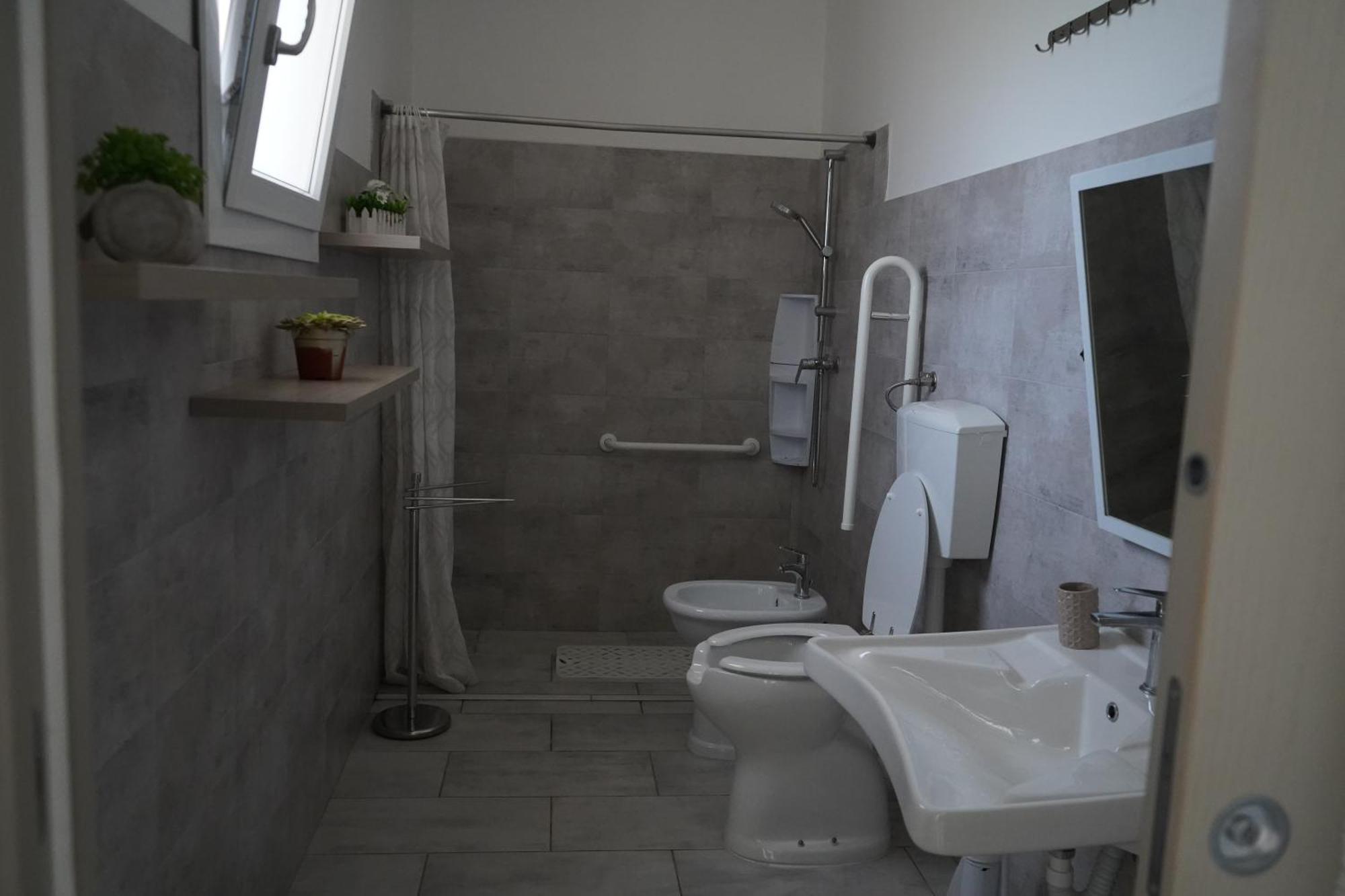 Villa Leonardo San Foca - Room, Pool & Restaurant الغرفة الصورة
